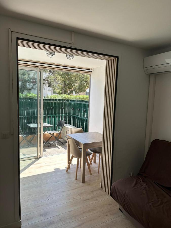 Charment studio 100m de la plage place de parking Cavalaire-sur-Mer Extérieur photo